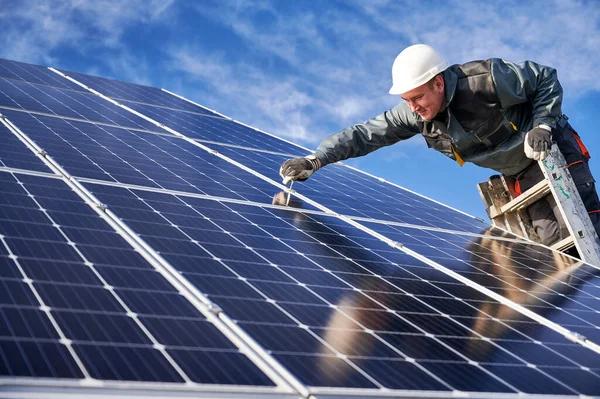 North Valley Solar Power Service: Sustainable Power for Your Family